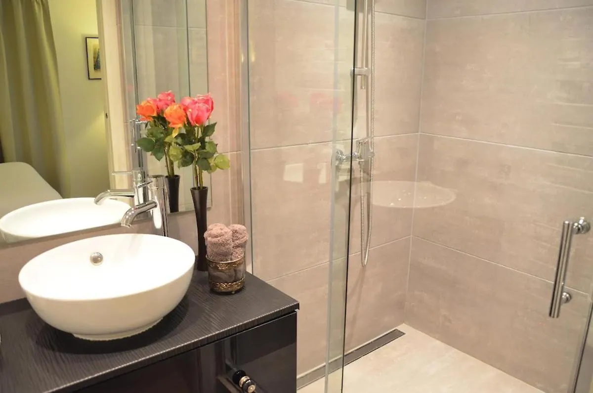 Luxury Apartment In The Golden Triangle - Paříž